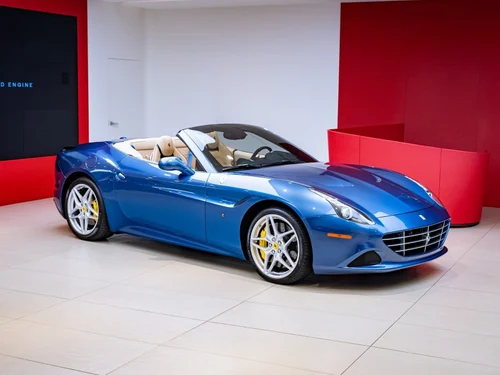 
           
        2017 Ferrari California T