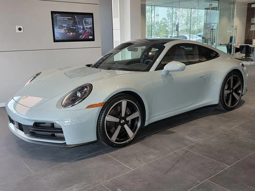
           
        2026 Porsche 911 Carrera T