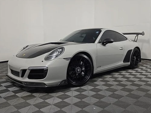 
           
        2018 Porsche 911 Carrera GTS