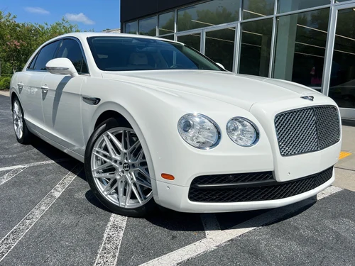 
           
        2016 Bentley Flying Spur V8