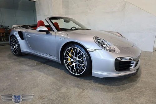 
           
        2014 Porsche 911