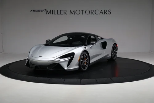
           
        2023 McLaren Artura Vision
