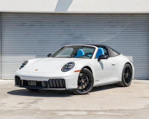 
           New 
        2026 Porsche 911 Targa 4 GTS