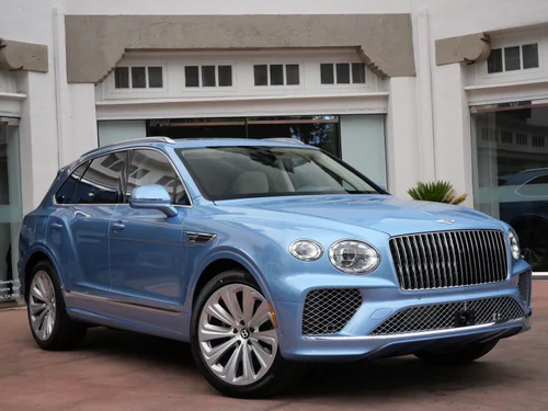 
           New 
        2026 Bentley Bentayga Azure