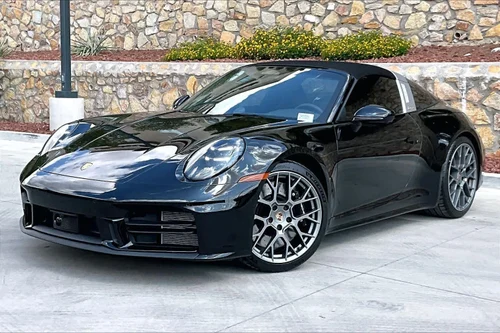 
           
        2026 Porsche 911 4S