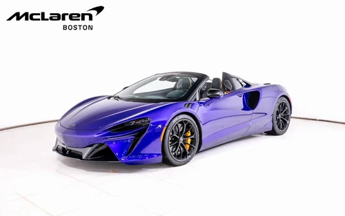 
           
        2025 McLaren Artura