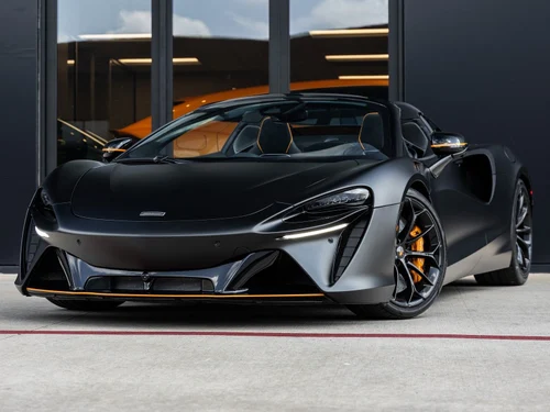 
           
        2025 McLaren Artura Base