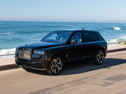 
           New 
        2026 Rolls-Royce Black Badge Cullinan