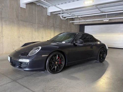 
           
        2011 Porsche 911
