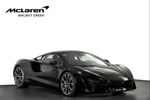 
           
        2025 McLaren Artura Performance