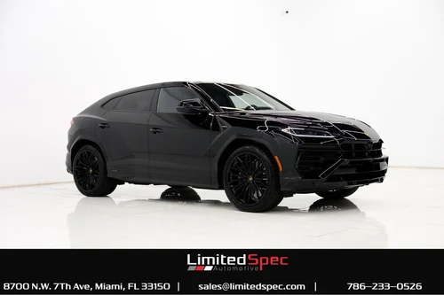 2025 Lamborghini Urus SE