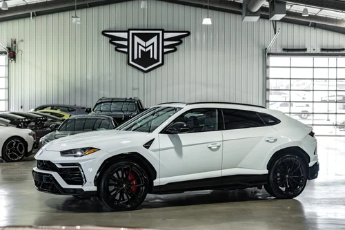 
           
        2022 Lamborghini Urus