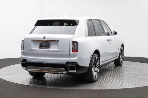 
           New 
        2027 Rolls-Royce Cullinan