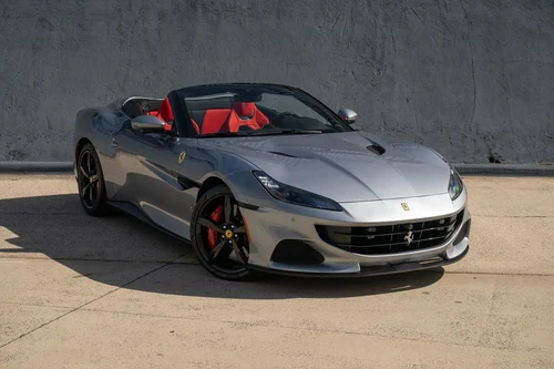 
           
        2022 Ferrari Portofino M Base
