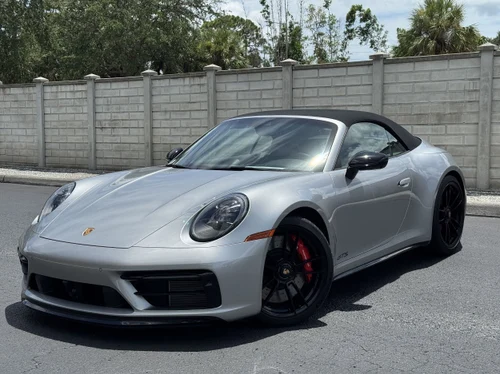 2024 Porsche 911 Carrera 4 GTS