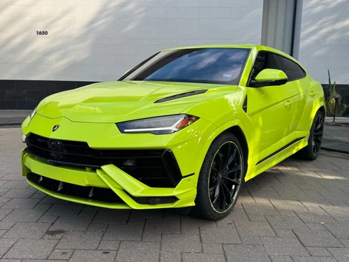 
           
        2023 Lamborghini Urus S