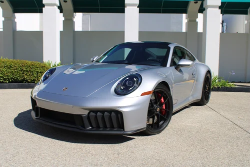 
           New 
        2026 Porsche 911 Carrera GTS