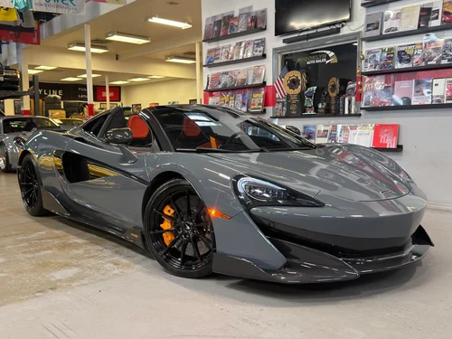 
           
        2020 McLaren 600LT Spider Base