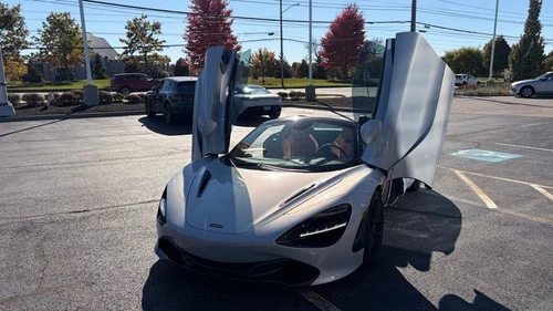 
           
        2020 McLaren 720S