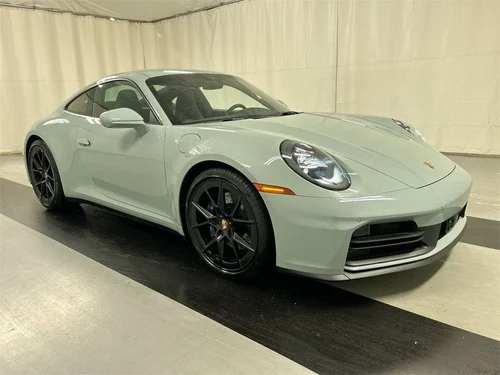 
           
        2025 Porsche 911 Carrera