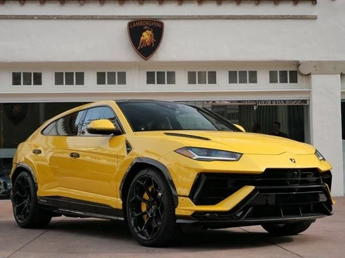 
           
        2023 Lamborghini Urus Performante