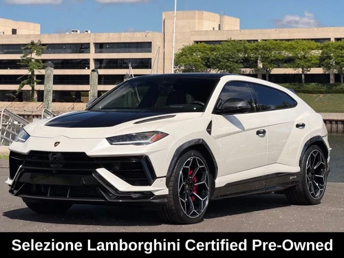 
           
        2024 Lamborghini Urus Performante
