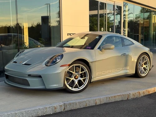 
           
        2024 Porsche 911 S