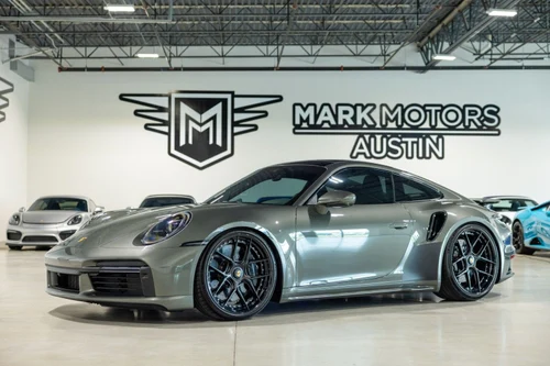 
           
        2021 Porsche 911