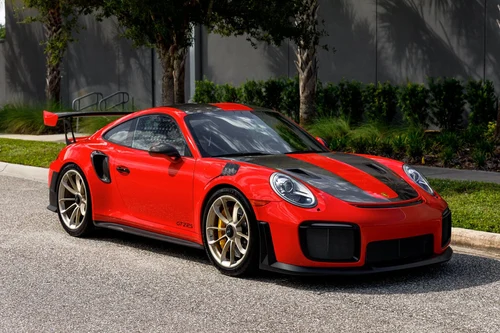 
           
        2018 Porsche 911