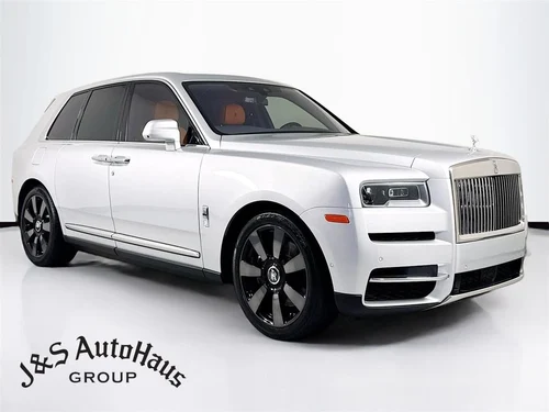 
           
        2022 Rolls-Royce Cullinan Base