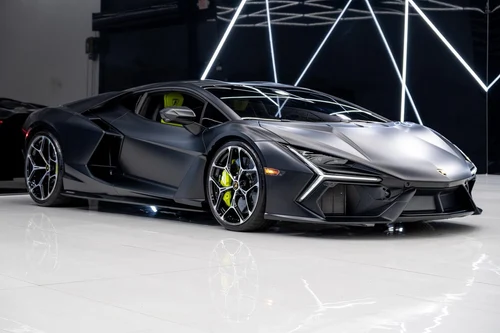 
           
        2024 Lamborghini Revuelto
