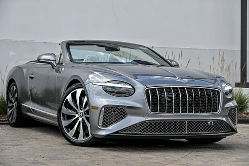 
           New 
        2026 Bentley Continental GTC Azure