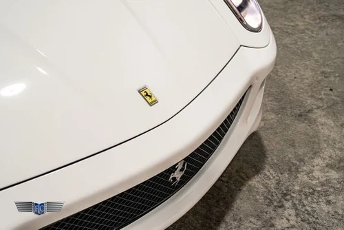 
           
        2011 Ferrari 599