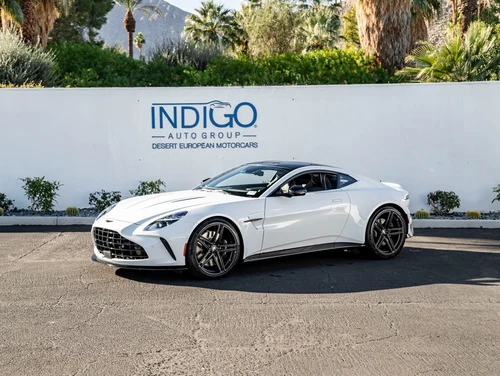 
           New 
        2026 Aston Martin Vantage Base