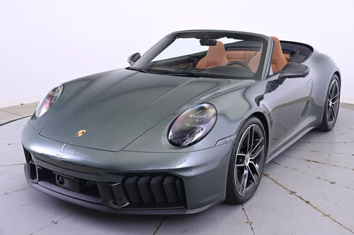 
           
        2025 Porsche 911 Carrera 4 GTS