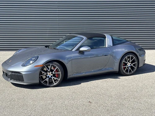 
           
        2025 Porsche 911 Targa 4 GTS
