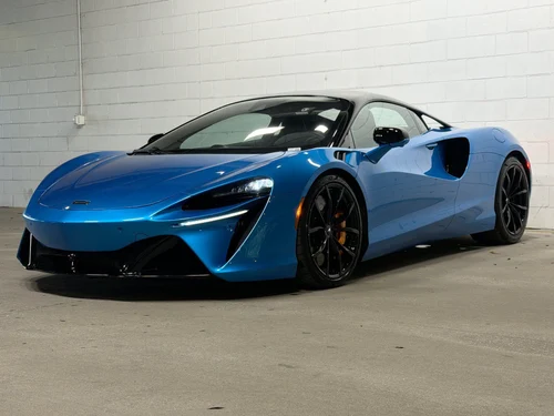 
           
        2023 McLaren Artura