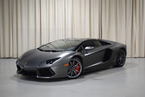 
           
        2016 Lamborghini Aventador