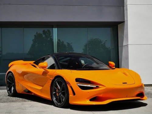 
           New 
        2025 McLaren 750S