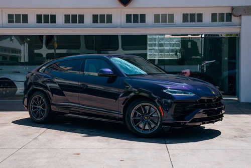
           
        2025 Lamborghini Urus SE