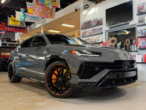 
           
        2024 Lamborghini Urus S