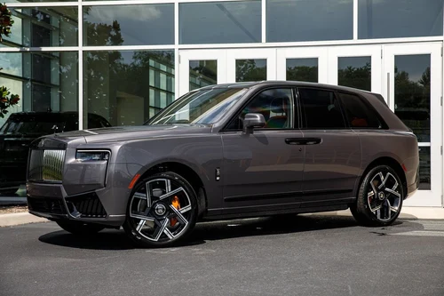 
           New 
        2027 Rolls-Royce CULLINAN BLACK BADGE