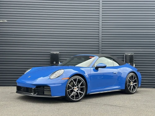 
           
        2025 Porsche 911 Carrera