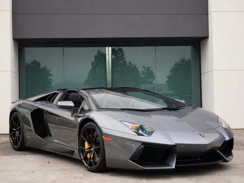 
           
        2016 Lamborghini Aventador LP700-4