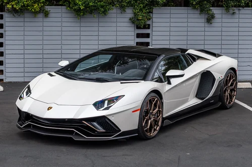 
           
        2022 Lamborghini Aventador Ultimae