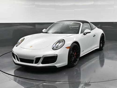 
           
        2019 Porsche 911