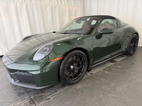 
           New 
        2026 Porsche 911 4 GTS