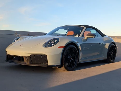 
           
        2025 Porsche 911 Carrera 4 GTS