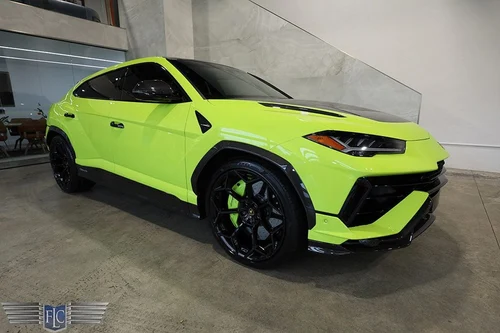 
           
        2024 Lamborghini Urus