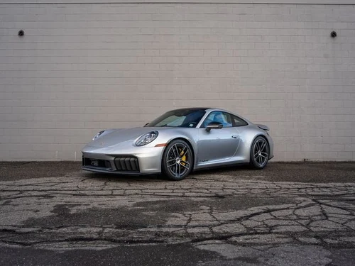 
           
        2025 Porsche 911 Carrera 4 GTS